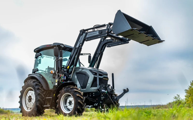 FOTRAK traktor 75 LE