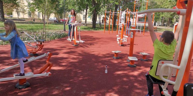 Köztéri fitnesz és street workout park Mohácson