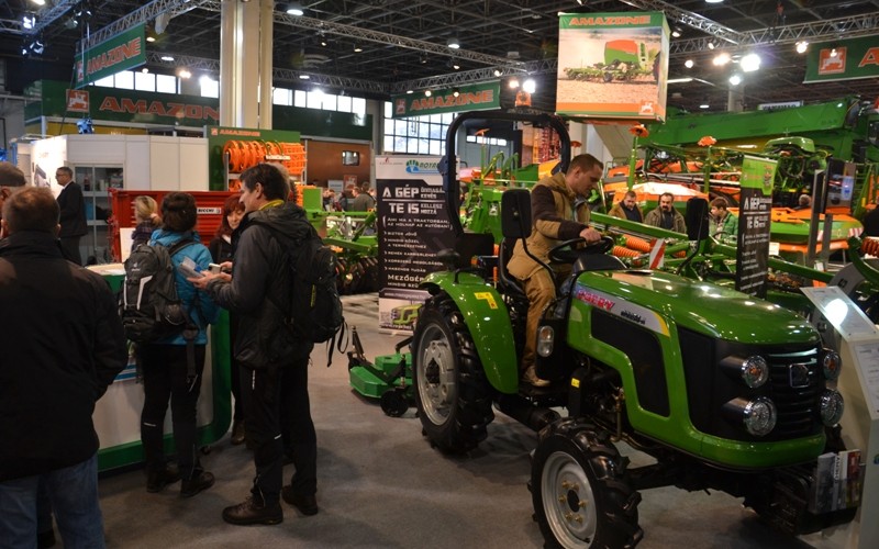 ZOOMLION - CHERY traktorok az AGROmashEXPO-n