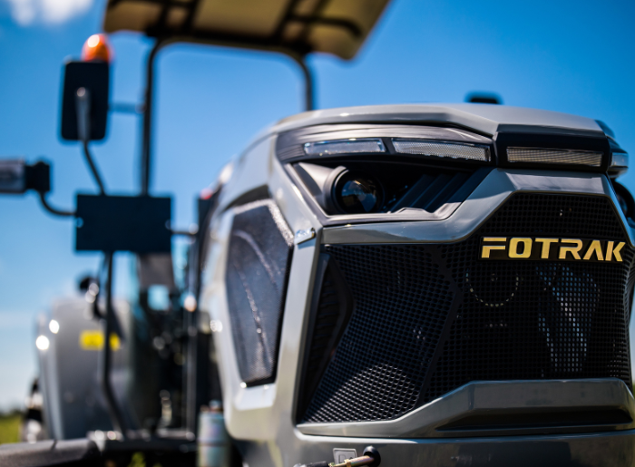 Fotrak ME254R fülke nélküli traktor_13