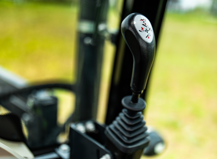 FOTRAK 75 LE  belső fotók (4)