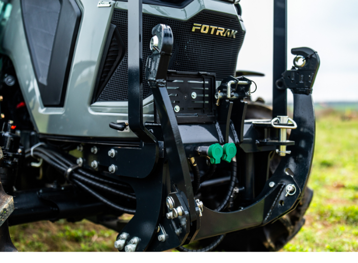 FOTRAK 75 LE  fülkés traktor (4)