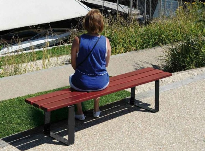 Riga támla nélküli pad