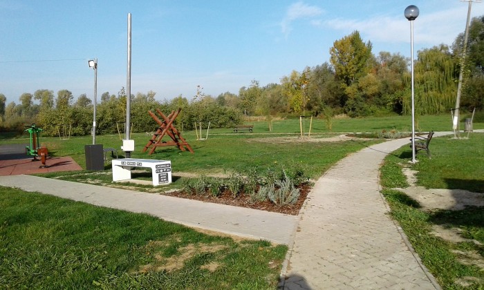 Gyenesdiás, Strand utca