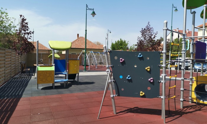 Mórahalom, ETIK park