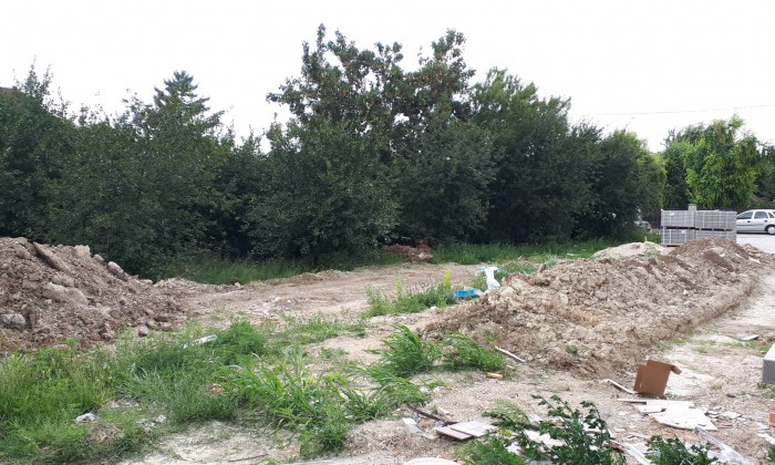 Balatonfűzfő - Robotfűnyíróhoz építve_2