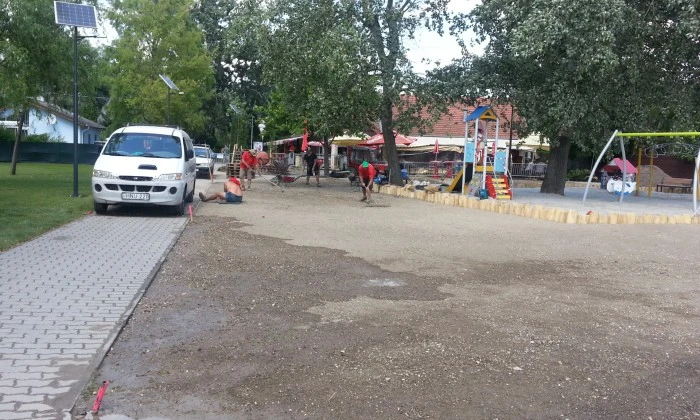Balatonkenese - Egy strand családokra szabva_15