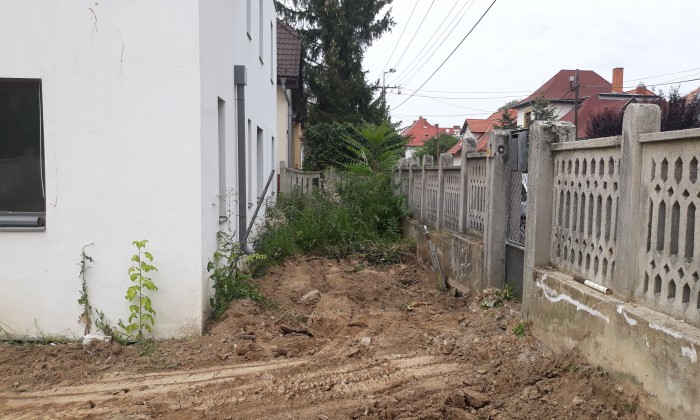 Veszprém - Zölddel keretezve alul-felül