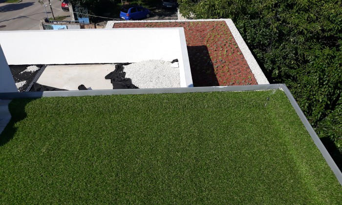 Veszprém - Zölddel keretezve alul-felül