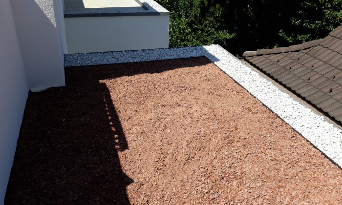 Veszprém - Zölddel keretezve alul-felül