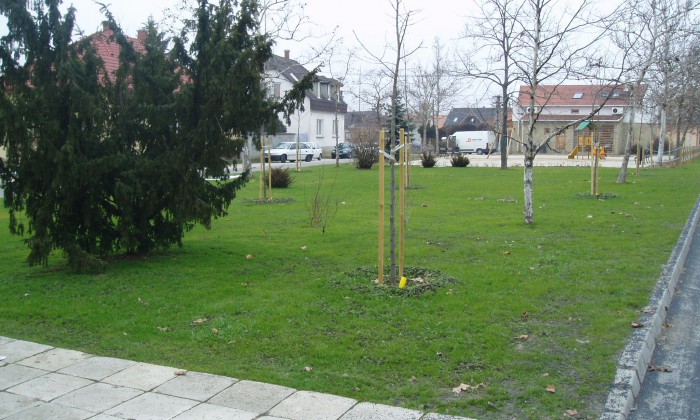 Veszprém - Családi pihenőpark játszótérrel_2