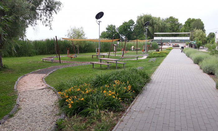 Csopak, Ifjúsági sétány - Fitneszpark és mezítlábas ösvény