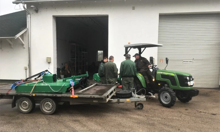 Bakonykarszt Zrt., traktor és munkaeszköz