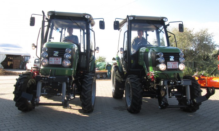 Nagysáp,  traktor és munkaeszköz